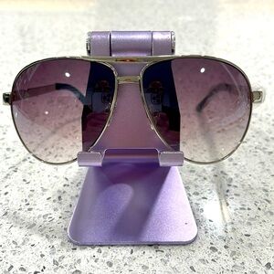NWOT DG SUNGLASSES WOMEN MEN SILVER AVIATOR FRAME GRAY PURPLE LENSE NOSE PADS